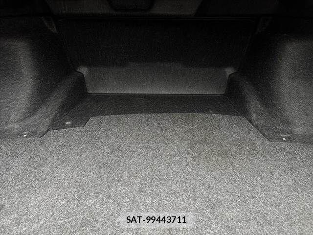 Toyota CROWN SEDAN 2013-02 8795598-18