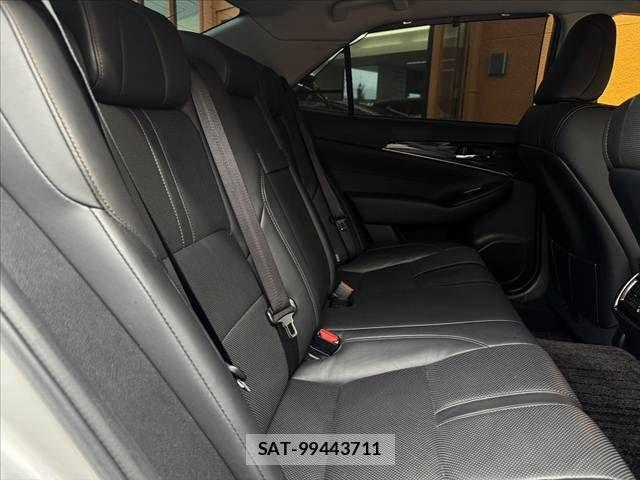 Toyota CROWN SEDAN 2013-02 8795598-19