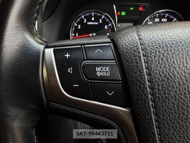 Toyota CROWN SEDAN 2013-02 8795598-22