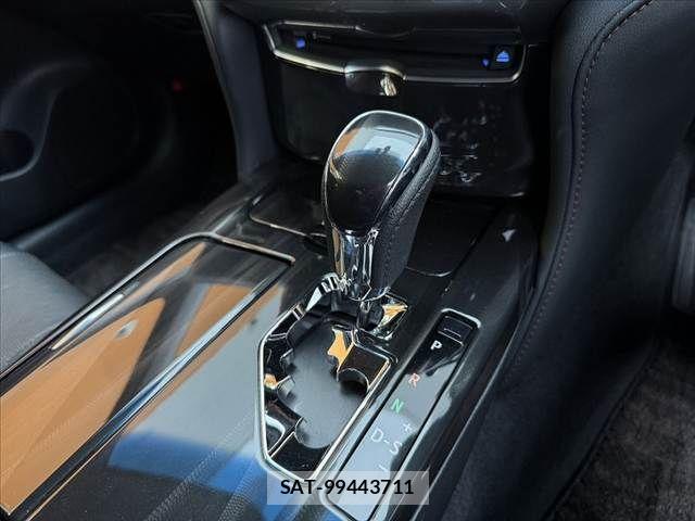 Toyota CROWN SEDAN 2013-02 8795598-26