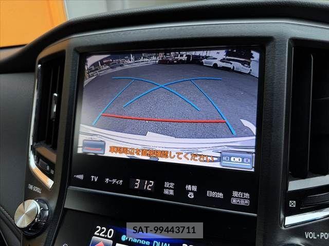 Toyota CROWN SEDAN 2013-02 8795598-4