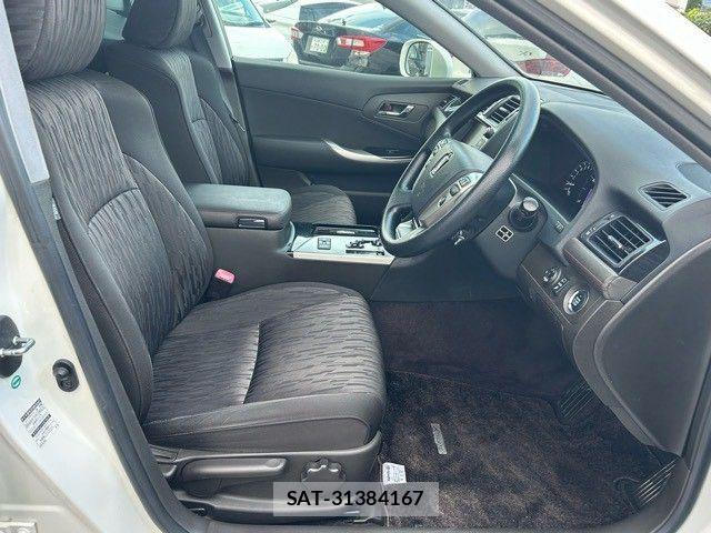 Toyota CROWN SEDAN 2010-02 8795601-10