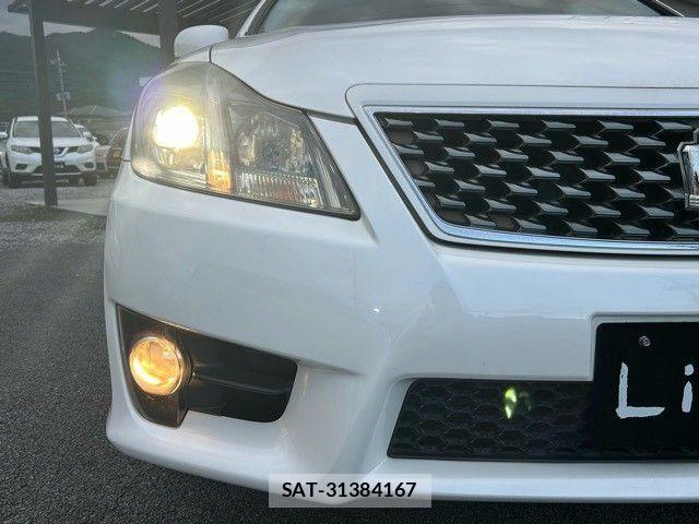 Toyota CROWN SEDAN 2010-02 8795601-26
