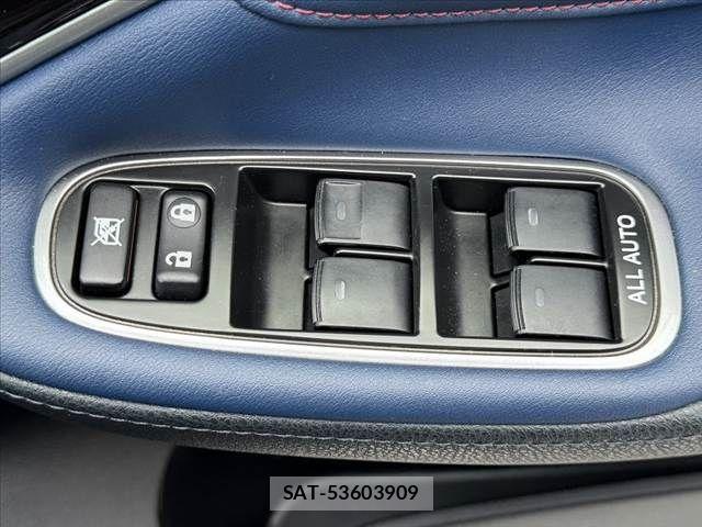 Toyota CROWN SEDAN 2015-12 8828374-25