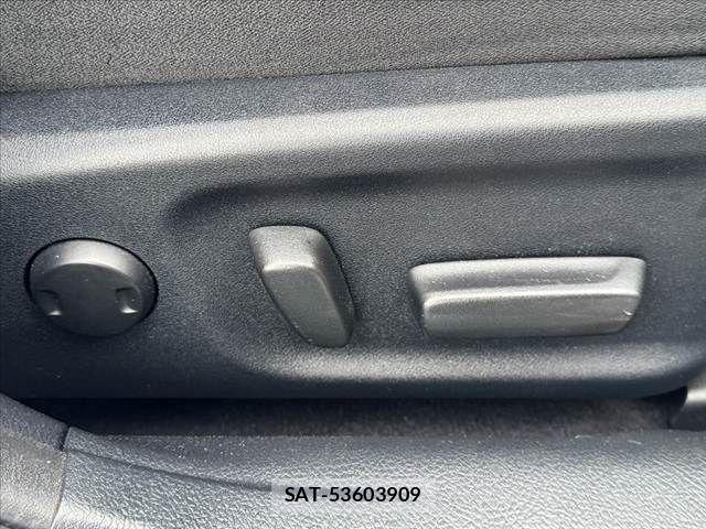 Toyota CROWN SEDAN 2015-12 8828374-26