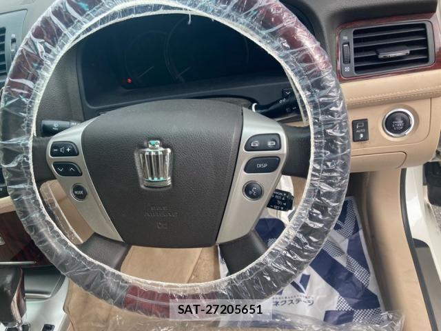 Toyota CROWN SEDAN 2012-03 8828383-14