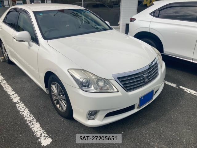 Toyota CROWN SEDAN 2012-03 8828383-1