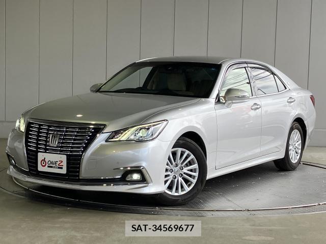 Toyota CROWN SEDAN 2018-01 8828375-22