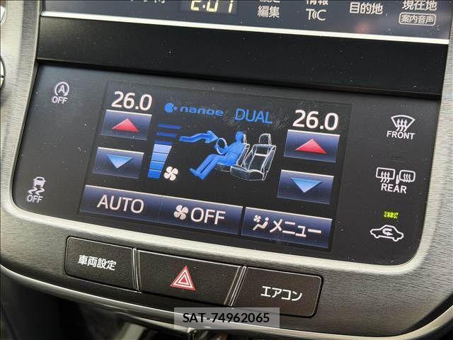 Toyota CROWN SEDAN 2015-11 8828371-12