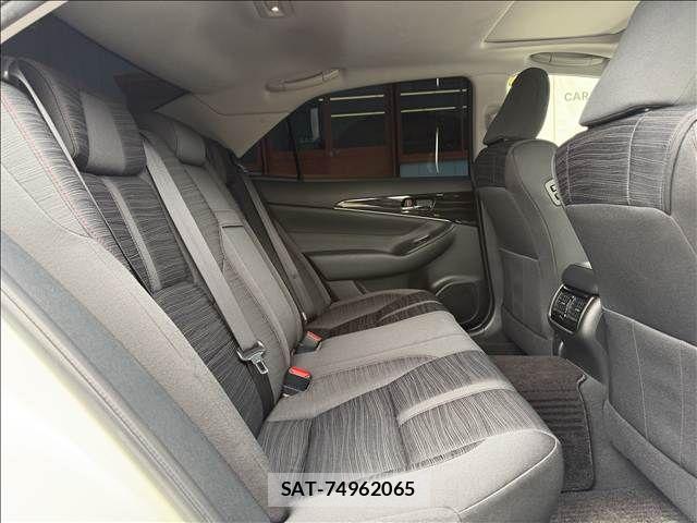 Toyota CROWN SEDAN 2015-11 8828371-25