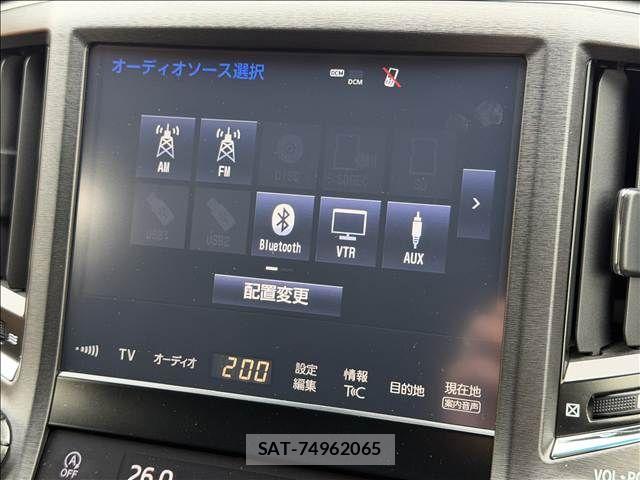 Toyota CROWN SEDAN 2015-11 8828371-2