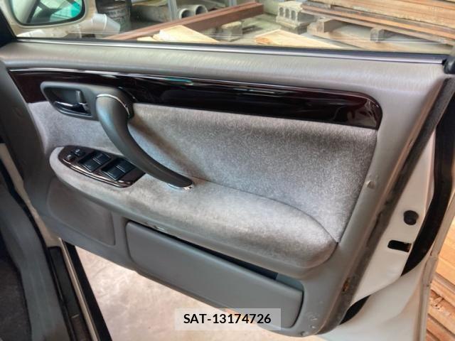 Toyota CROWN SEDAN 2000-09 8828385-11