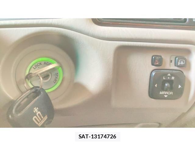 Toyota CROWN SEDAN 2000-09 8828385-18