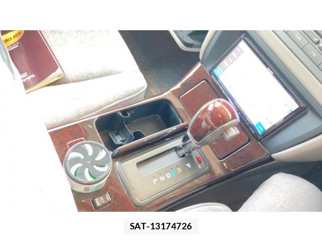 Toyota CROWN SEDAN 2000-09 8828385-21