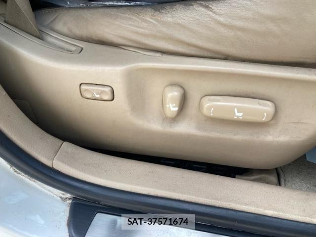 Toyota CROWN SEDAN 2008-04 8828384-18