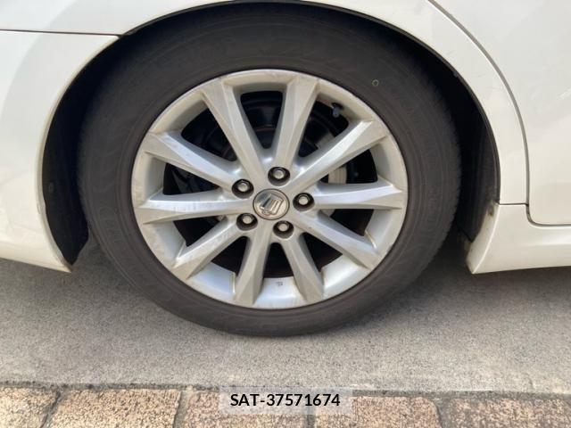 Toyota CROWN SEDAN 2008-04 8828384-7
