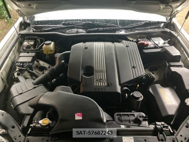 Toyota CROWN SEDAN 2001-11 8848562-9