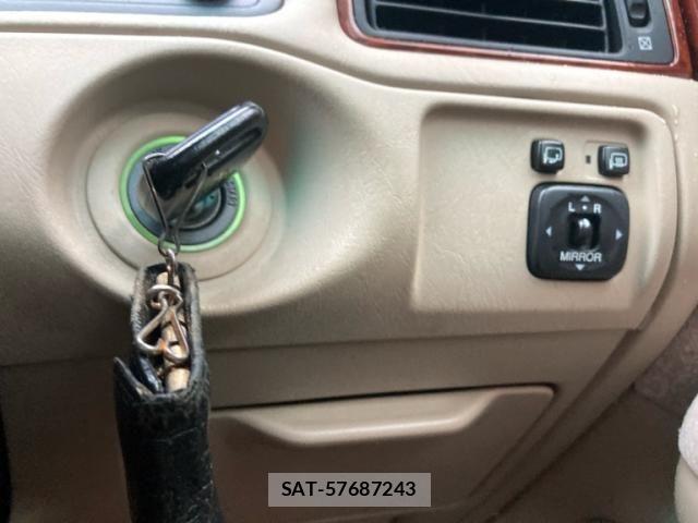 Toyota CROWN SEDAN 2001-11 8848562-15