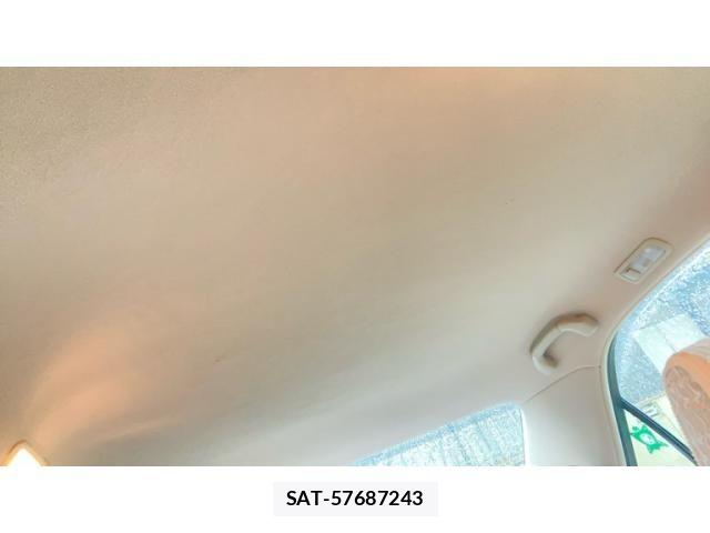 Toyota CROWN SEDAN 2001-11 8848562-20