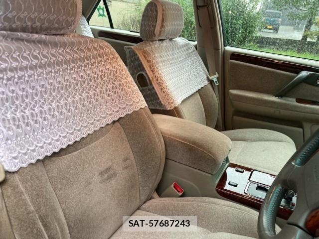 Toyota CROWN SEDAN 2001-11 8848562-5