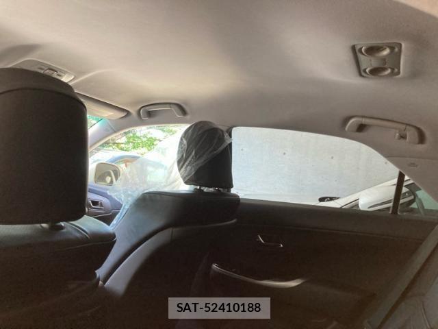 Toyota CROWN SEDAN 2010-06 8848560-12