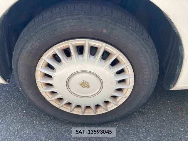 Toyota CROWN SEDAN 2002-06 8848566-9