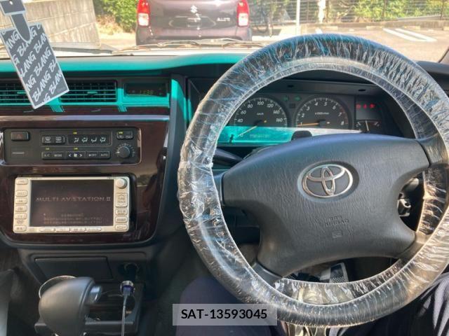 Toyota CROWN SEDAN 2002-06 8848566-16