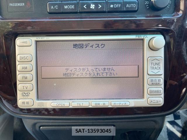 Toyota CROWN SEDAN 2002-06 8848566-18