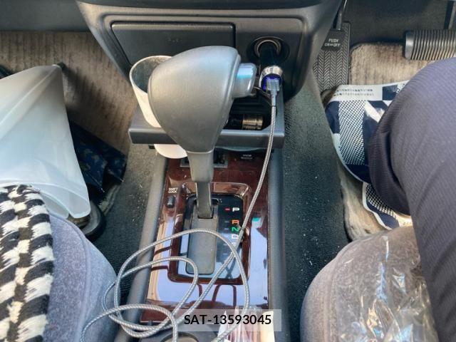 Toyota CROWN SEDAN 2002-06 8848566-20