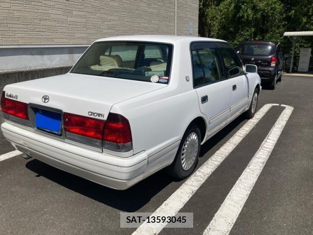 Toyota CROWN SEDAN 2002-06 8848566-4