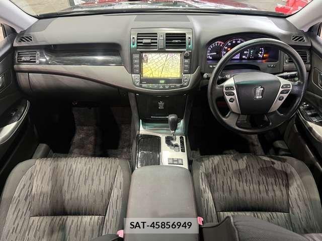 Toyota CROWN SEDAN 2010-05 8848559-19