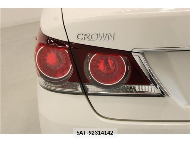 Toyota CROWN SEDAN 2015-10 8870697-18