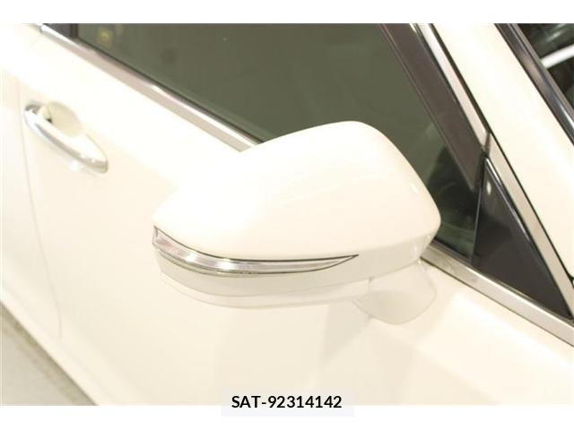 Toyota CROWN SEDAN 2015-10 8870697-20