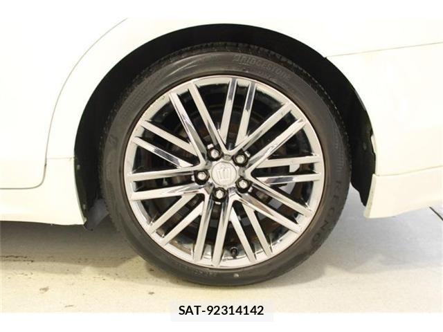 Toyota CROWN SEDAN 2015-10 8870697-23