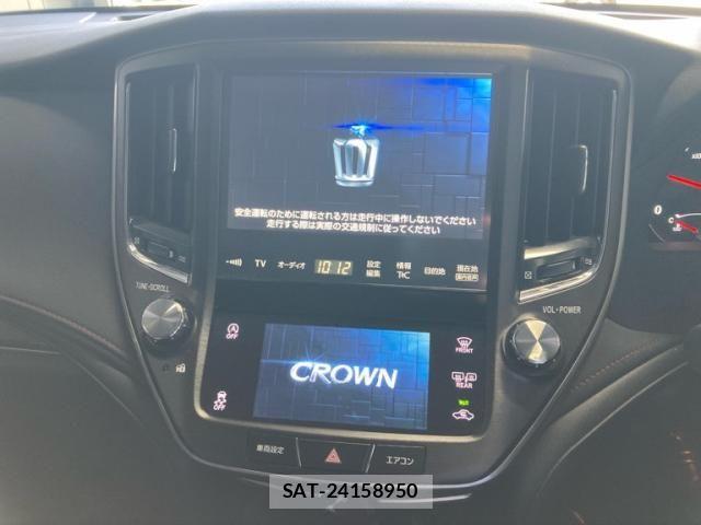 Toyota CROWN SEDAN 2017-03 8870696-21