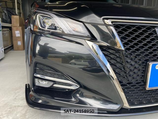 Toyota CROWN SEDAN 2017-03 8870696-3