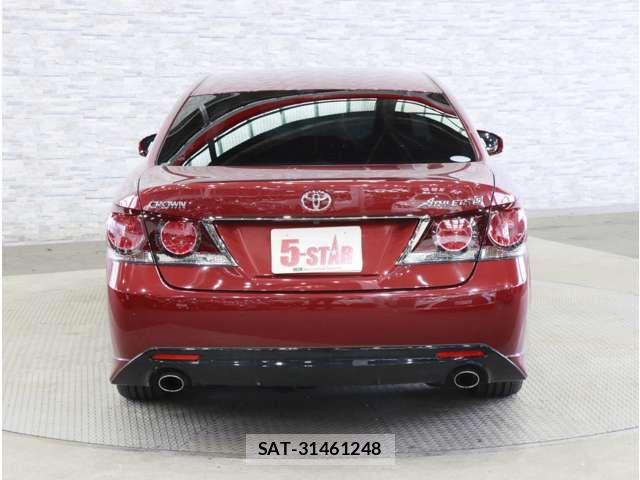 Toyota CROWN SEDAN 2017-11 8879220-14