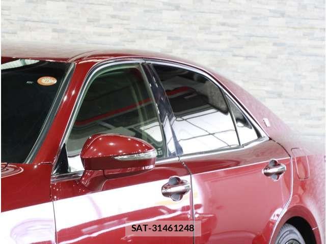 Toyota CROWN SEDAN 2017-11 8879220-17