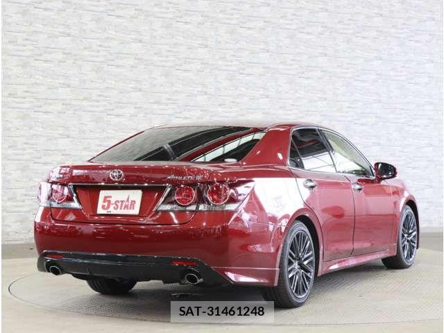 Toyota CROWN SEDAN 2017-11 8879220-19