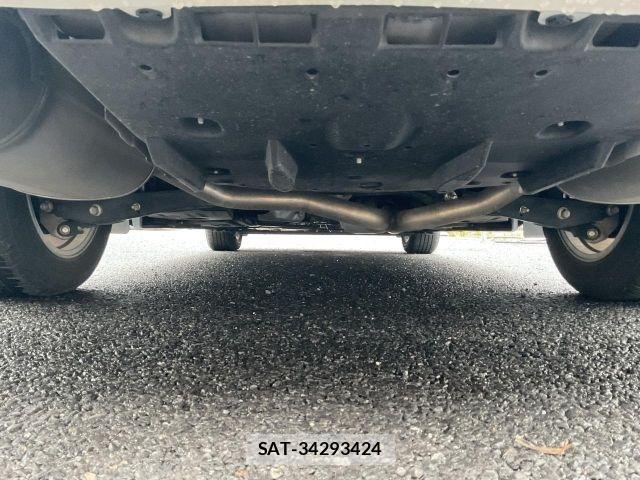 Toyota CROWN SEDAN 2017-05 8879222-5
