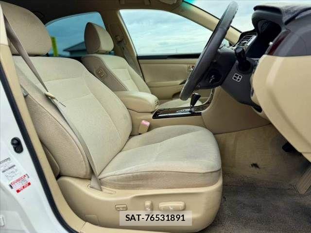 Toyota CROWN SEDAN 2007-09 8879241-15