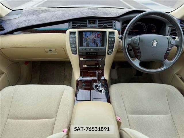 Toyota CROWN SEDAN 2007-09 8879241-1