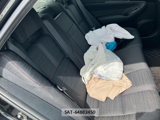 Toyota CROWN SEDAN 2015-11 8879228-11