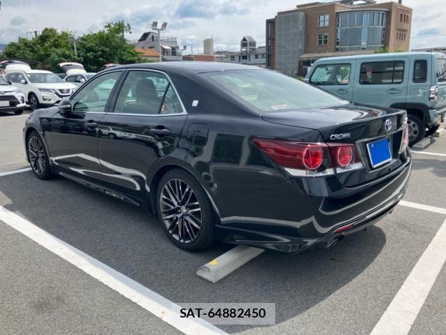 Toyota CROWN SEDAN 2015-11 8879228-4