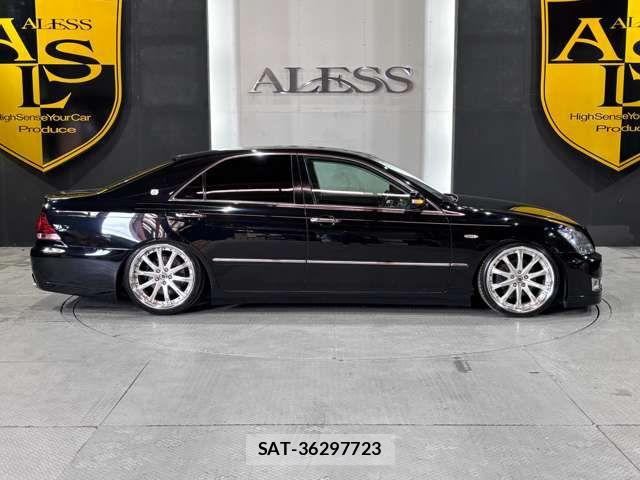 Toyota CROWN SEDAN 2006-02 8879233-9