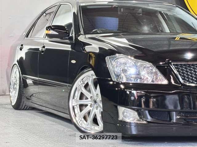 Toyota CROWN SEDAN 2006-02 8879233-1