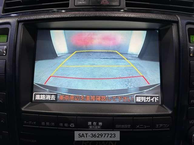 Toyota CROWN SEDAN 2006-02 8879233-19