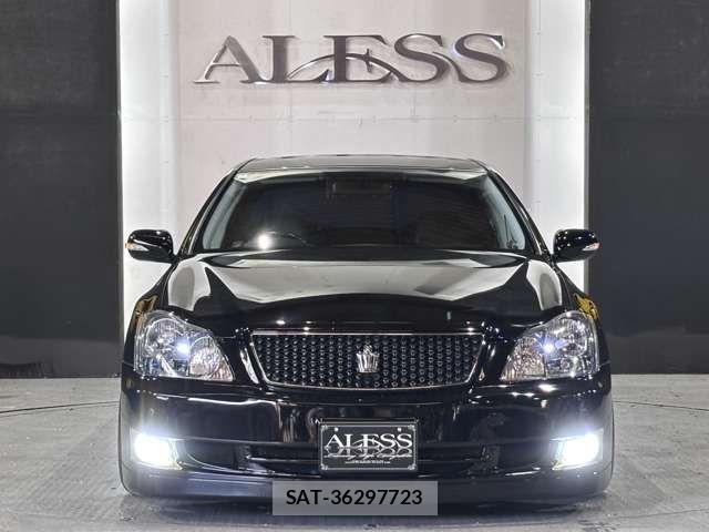 Toyota CROWN SEDAN 2006-02 8879233-8