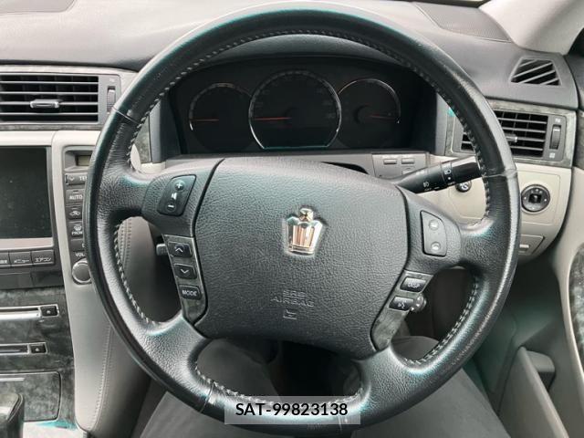Toyota CROWN SEDAN 2006-04 8879246-16