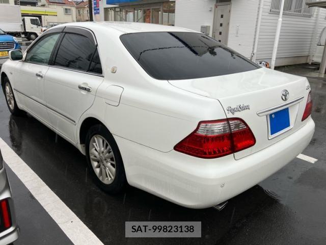Toyota CROWN SEDAN 2006-04 8879246-3
